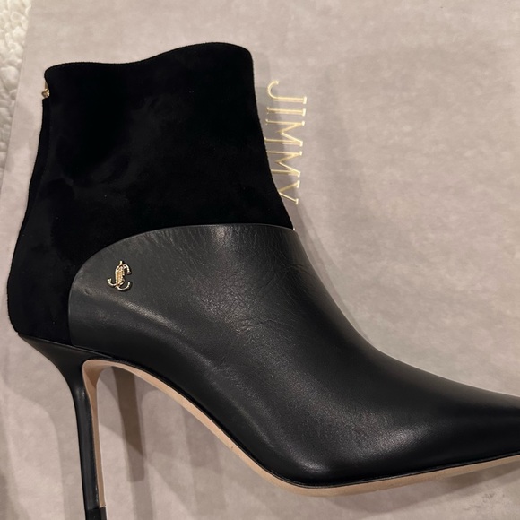 NIB Jimmy choo Beyla black leather boots size 37 7 pointy heels brand new suede - Picture 2 of 4